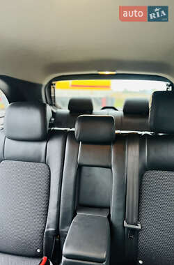 Внедорожник / Кроссовер Chevrolet Captiva 2010 в 