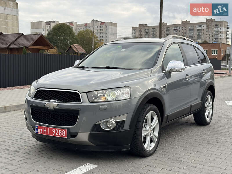 Внедорожник / Кроссовер Chevrolet Captiva 2011 в Хмельницком