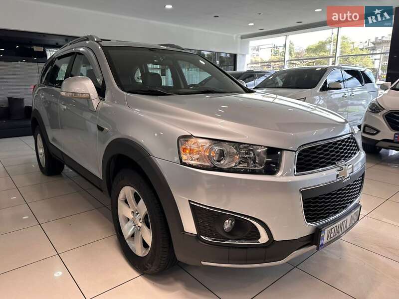 Внедорожник / Кроссовер Chevrolet Captiva 2015 в Одессе