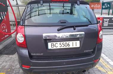 Позашляховик / Кросовер Chevrolet Captiva 2012 в 