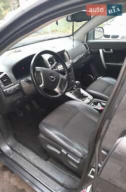 Позашляховик / Кросовер Chevrolet Captiva 2012 в 