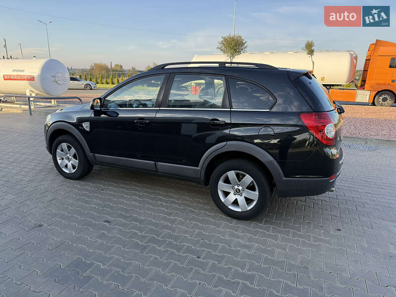 Позашляховик / Кросовер Chevrolet Captiva 2009 в Луцьку фото 9 Позашляховик / Кросовер Chevrolet Captiva 2009 в Луцьку