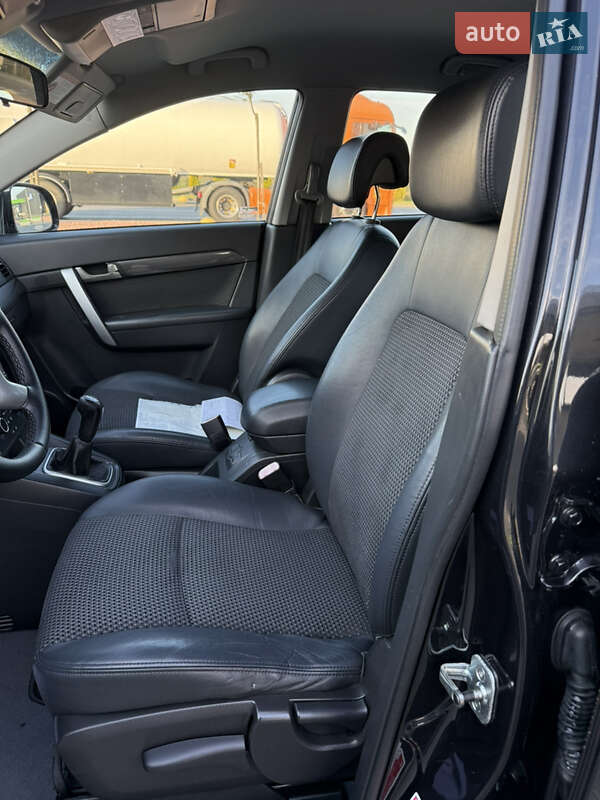 Позашляховик / Кросовер Chevrolet Captiva 2009 в Луцьку фото 23 Позашляховик / Кросовер Chevrolet Captiva 2009 в Луцьку