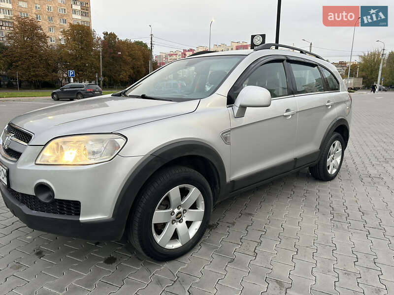 Внедорожник / Кроссовер Chevrolet Captiva 2006 в Луцке