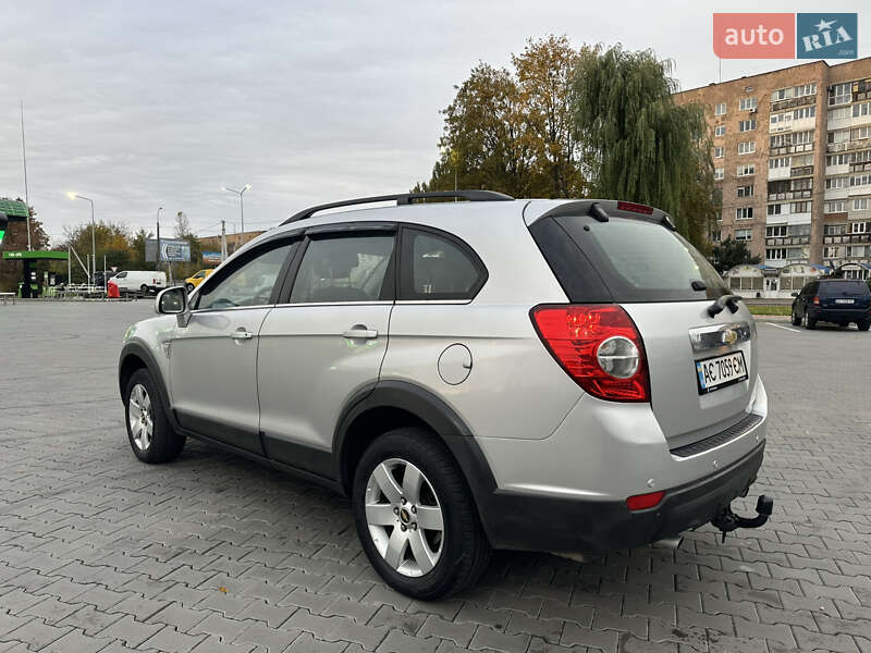 Внедорожник / Кроссовер Chevrolet Captiva 2006 в Луцке