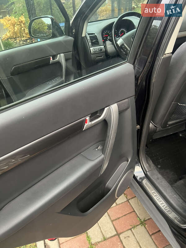 Позашляховик / Кросовер Chevrolet Captiva 2010 в Полтаві фото 9 Позашляховик / Кросовер Chevrolet Captiva 2010 в Полтаві