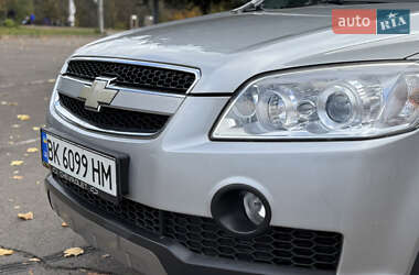 Внедорожник / Кроссовер Chevrolet Captiva 2009 в 