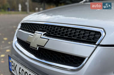 Внедорожник / Кроссовер Chevrolet Captiva 2009 в 