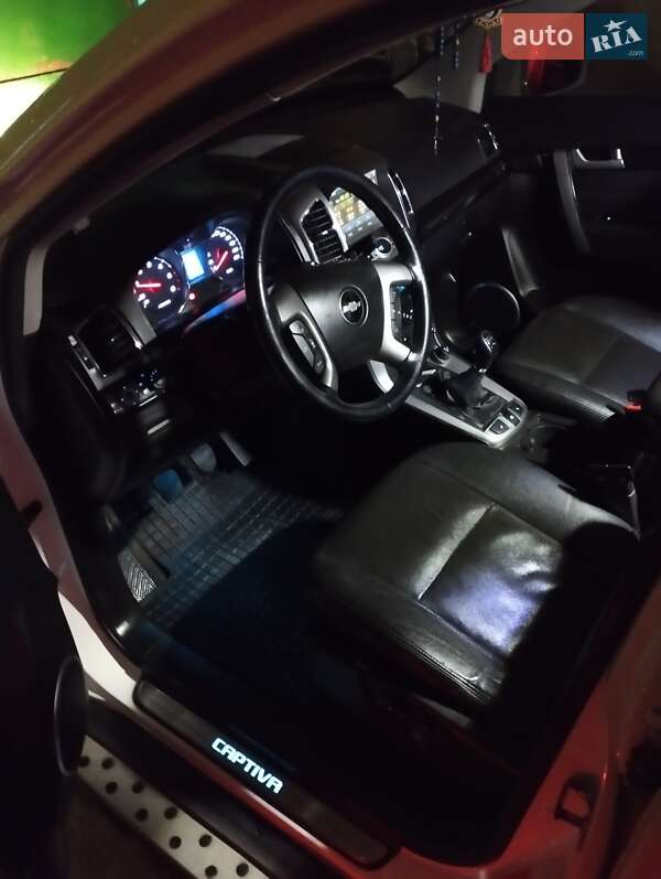 Внедорожник / Кроссовер Chevrolet Captiva 2013 в Тернополе фото 38 Внедорожник / Кроссовер Chevrolet Captiva 2013 в Тернополе