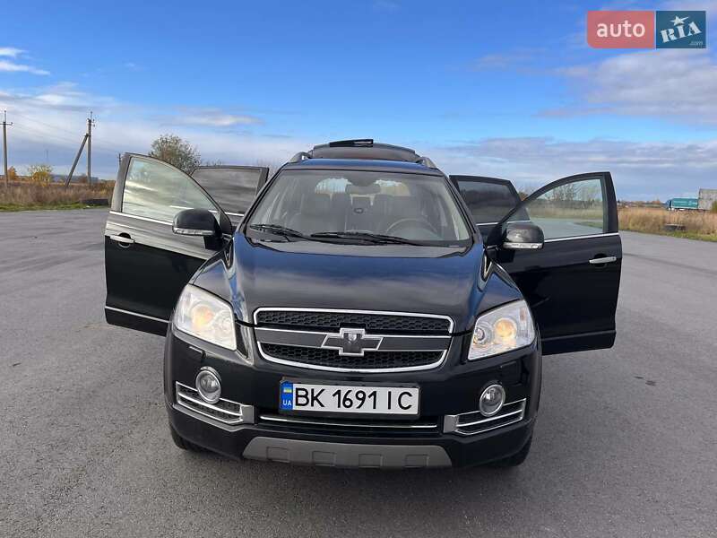 Позашляховик / Кросовер Chevrolet Captiva 2009 в Радивиліві фото 5 Позашляховик / Кросовер Chevrolet Captiva 2009 в Радивиліві