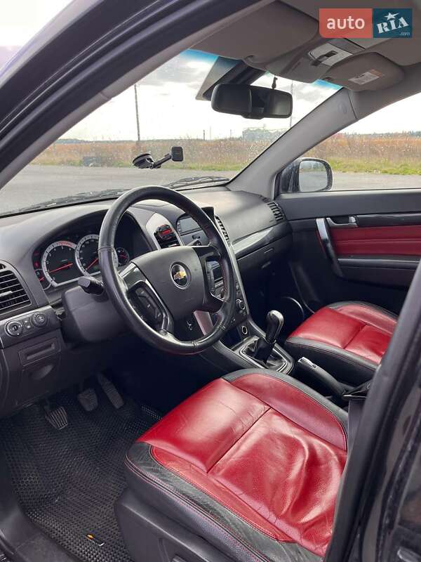 Позашляховик / Кросовер Chevrolet Captiva 2009 в Радивиліві фото 10 Позашляховик / Кросовер Chevrolet Captiva 2009 в Радивиліві
