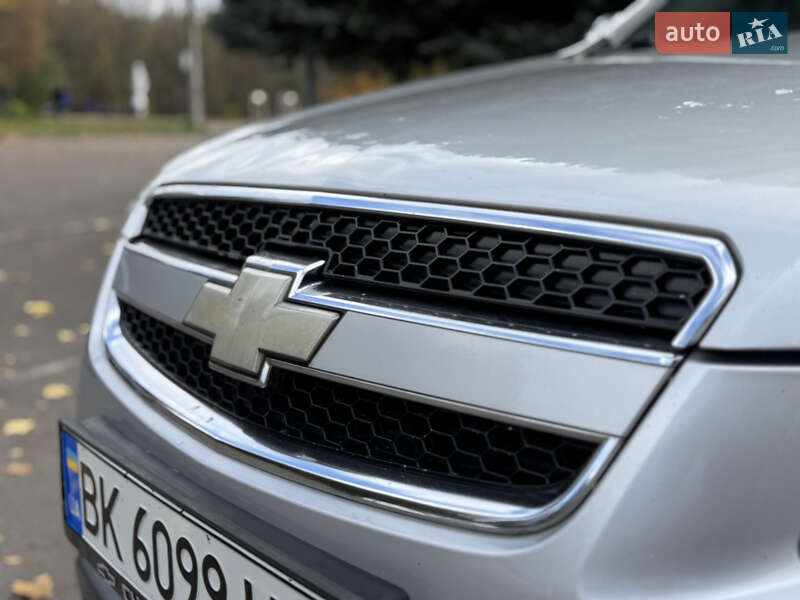 Позашляховик / Кросовер Chevrolet Captiva 2009 в Рівному фото 16 Позашляховик / Кросовер Chevrolet Captiva 2009 в Рівному