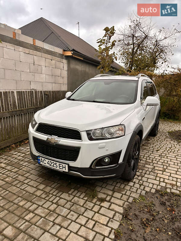 Внедорожник / Кроссовер Chevrolet Captiva 2013 в Луцке фото 2 Внедорожник / Кроссовер Chevrolet Captiva 2013 в Луцке