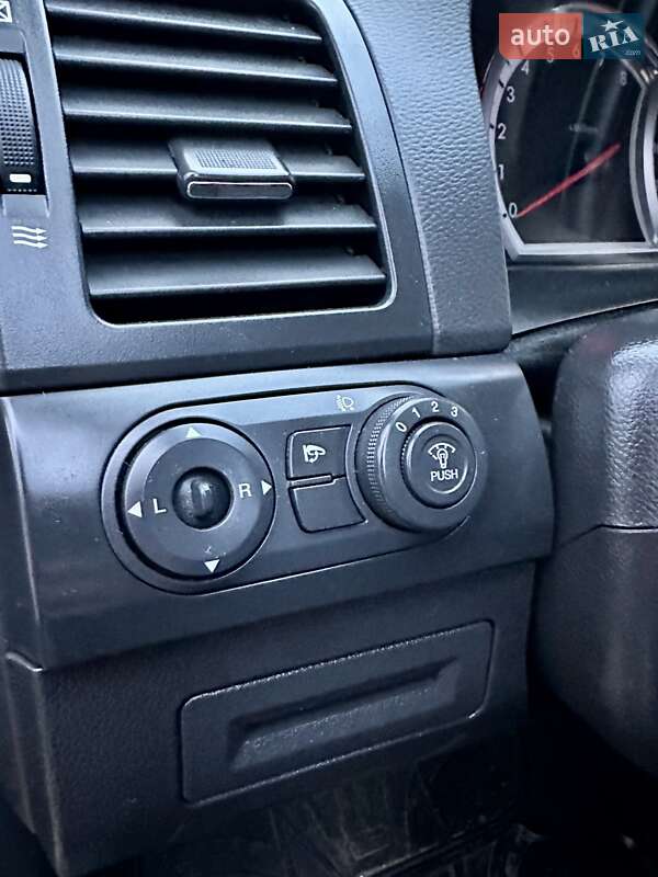 Внедорожник / Кроссовер Chevrolet Captiva 2008 в Виннице фото 38 Внедорожник / Кроссовер Chevrolet Captiva 2008 в Виннице