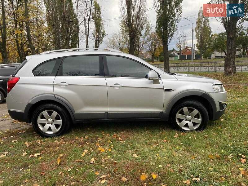 Внедорожник / Кроссовер Chevrolet Captiva 2011 в Харькове фото 4 Внедорожник / Кроссовер Chevrolet Captiva 2011 в Харькове
