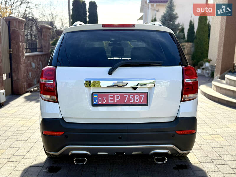 Внедорожник / Кроссовер Chevrolet Captiva 2014 в Тернополе