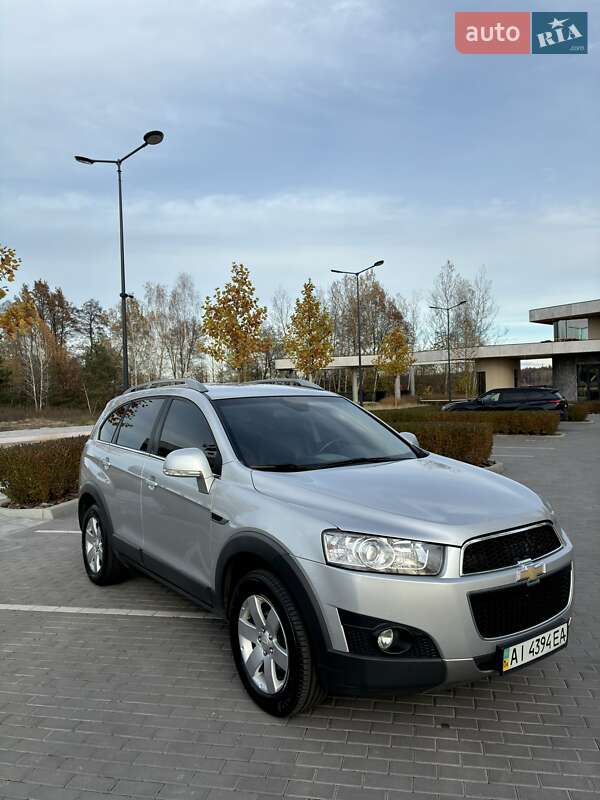 Внедорожник / Кроссовер Chevrolet Captiva 2011 в Ирпене фото 3 Внедорожник / Кроссовер Chevrolet Captiva 2011 в Ирпене