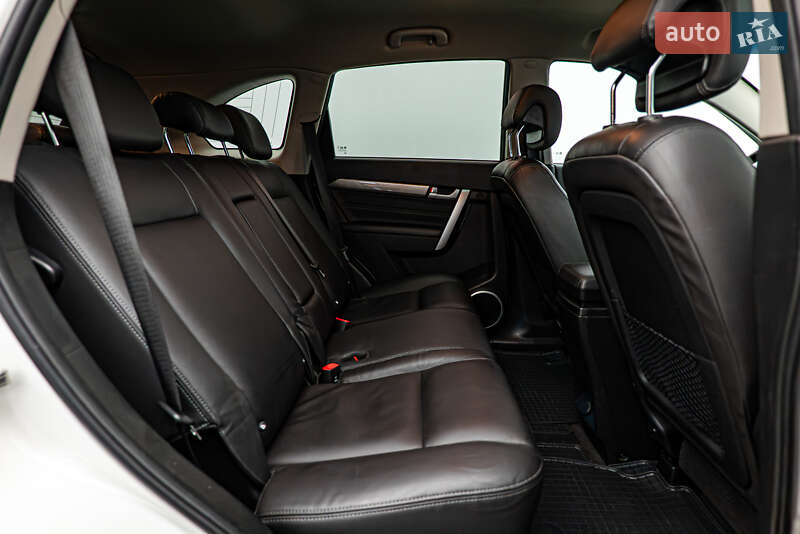Позашляховик / Кросовер Chevrolet Captiva 2016 в Києві фото 21 Позашляховик / Кросовер Chevrolet Captiva 2016 в Києві