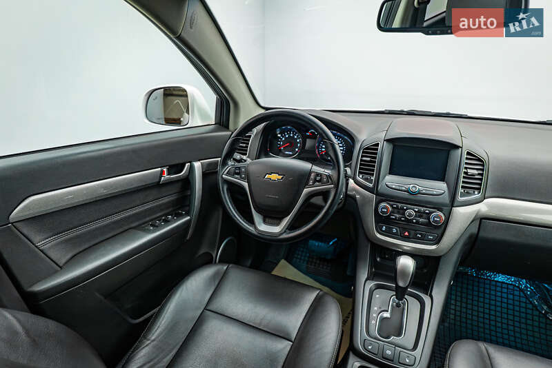 Позашляховик / Кросовер Chevrolet Captiva 2016 в Києві фото 11 Позашляховик / Кросовер Chevrolet Captiva 2016 в Києві