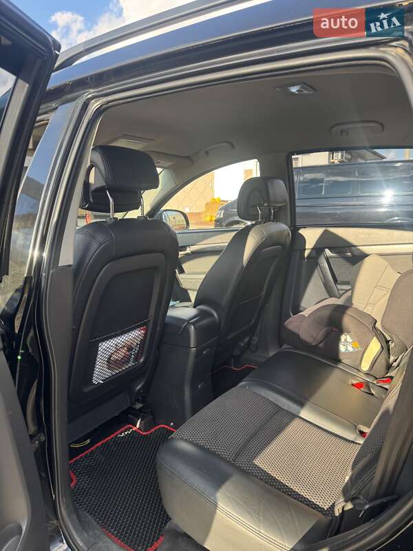 Внедорожник / Кроссовер Chevrolet Captiva 2009 в Харькове