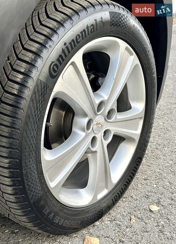 Внедорожник / Кроссовер Chevrolet Captiva 2014 в Бурштыне