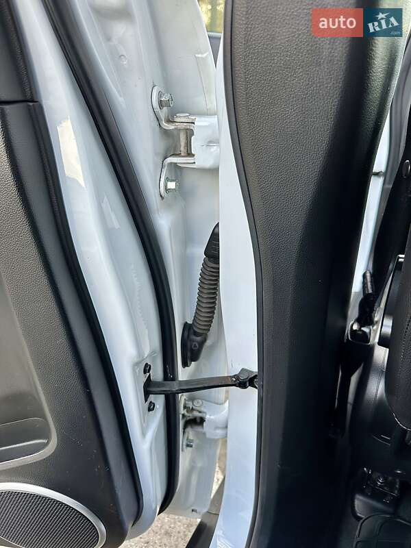 Внедорожник / Кроссовер Chevrolet Captiva 2014 в Бурштыне