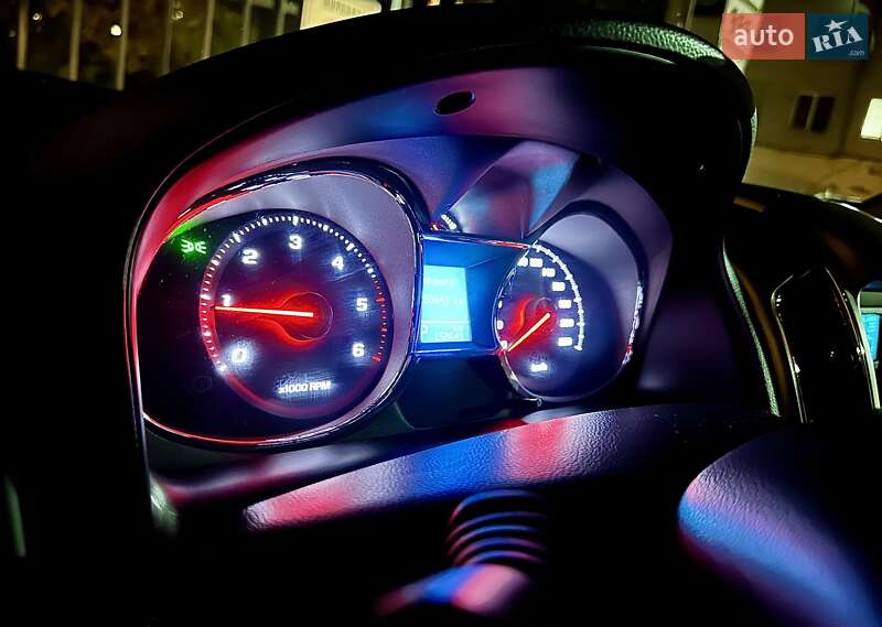 Внедорожник / Кроссовер Chevrolet Captiva 2014 в Бурштыне