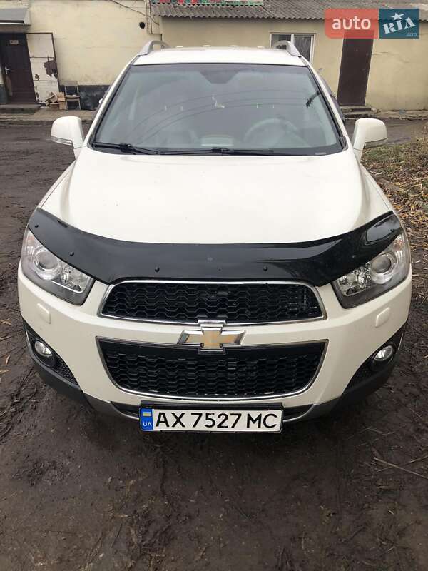 Внедорожник / Кроссовер Chevrolet Captiva 2011 в Чугуеве