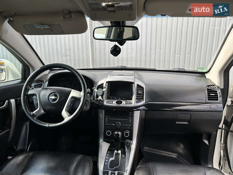 Позашляховик / Кросовер Chevrolet Captiva 2011 в Луцьку фото 13 Позашляховик / Кросовер Chevrolet Captiva 2011 в Луцьку