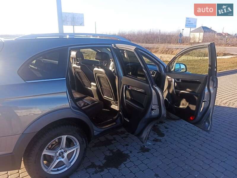Внедорожник / Кроссовер Chevrolet Captiva 2011 в Городке фото 4 Внедорожник / Кроссовер Chevrolet Captiva 2011 в Городке