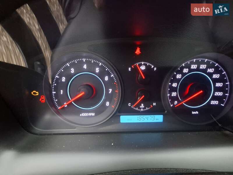 Внедорожник / Кроссовер Chevrolet Captiva 2013 в Жванце