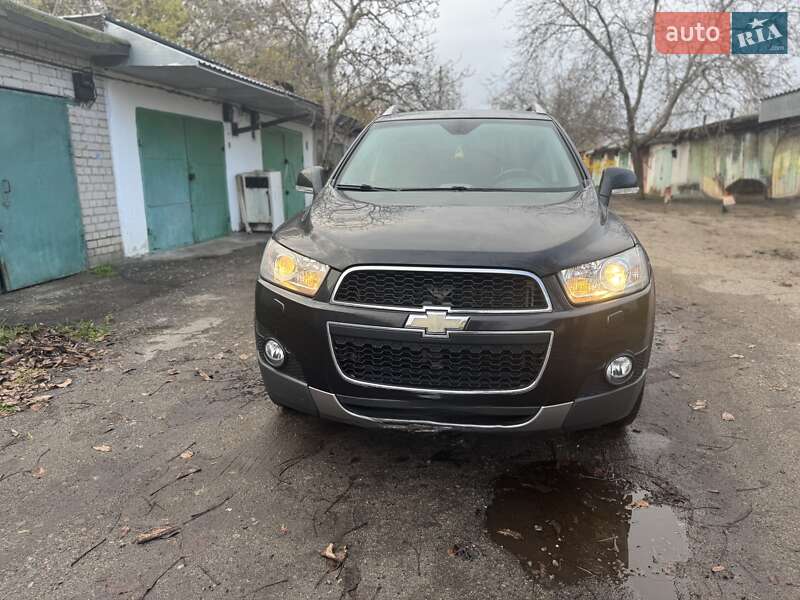 Позашляховик / Кросовер Chevrolet Captiva 2011 в Миколаєві фото 2 Позашляховик / Кросовер Chevrolet Captiva 2011 в Миколаєві