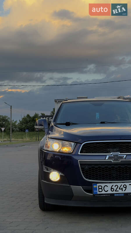 Внедорожник / Кроссовер Chevrolet Captiva 2012 в Стрые