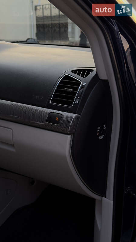 Внедорожник / Кроссовер Chevrolet Captiva 2012 в Стрые