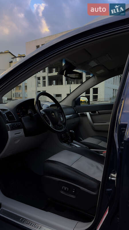 Внедорожник / Кроссовер Chevrolet Captiva 2012 в Стрые