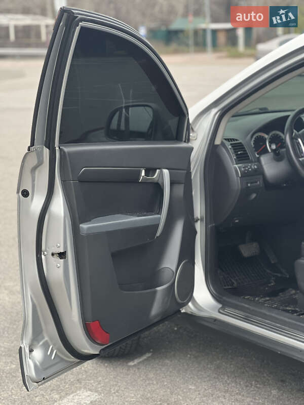 Внедорожник / Кроссовер Chevrolet Captiva 2007 в Киеве