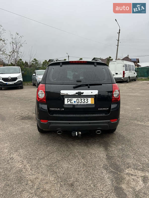 Внедорожник / Кроссовер Chevrolet Captiva 2010 в Нововолынске