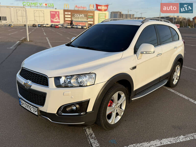 Позашляховик / Кросовер Chevrolet Captiva 2015 в Одесі
