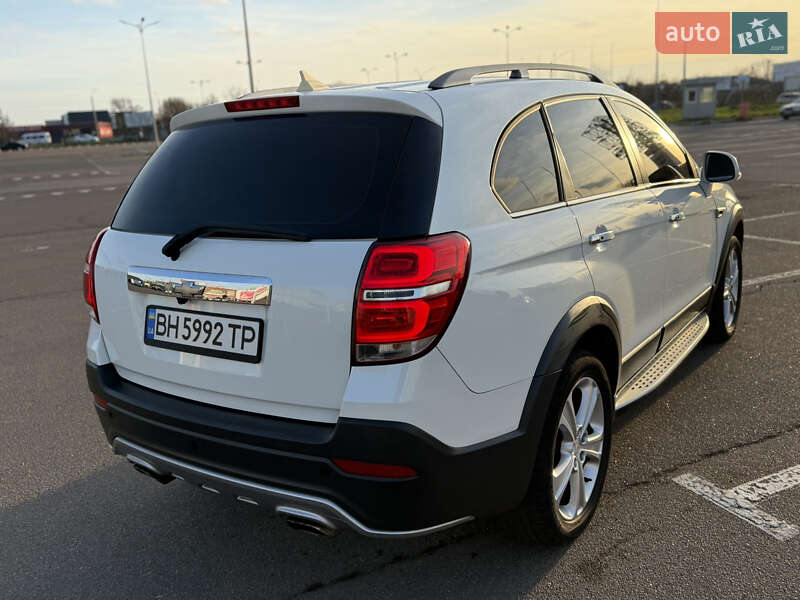 Позашляховик / Кросовер Chevrolet Captiva 2015 в Одесі
