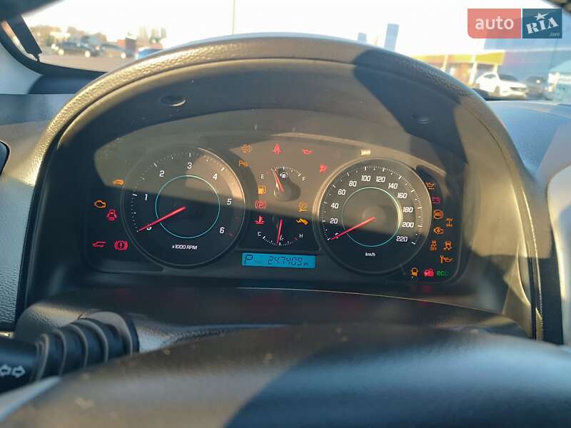 Внедорожник / Кроссовер Chevrolet Captiva 2012 в Луцке фото 12 Внедорожник / Кроссовер Chevrolet Captiva 2012 в Луцке
