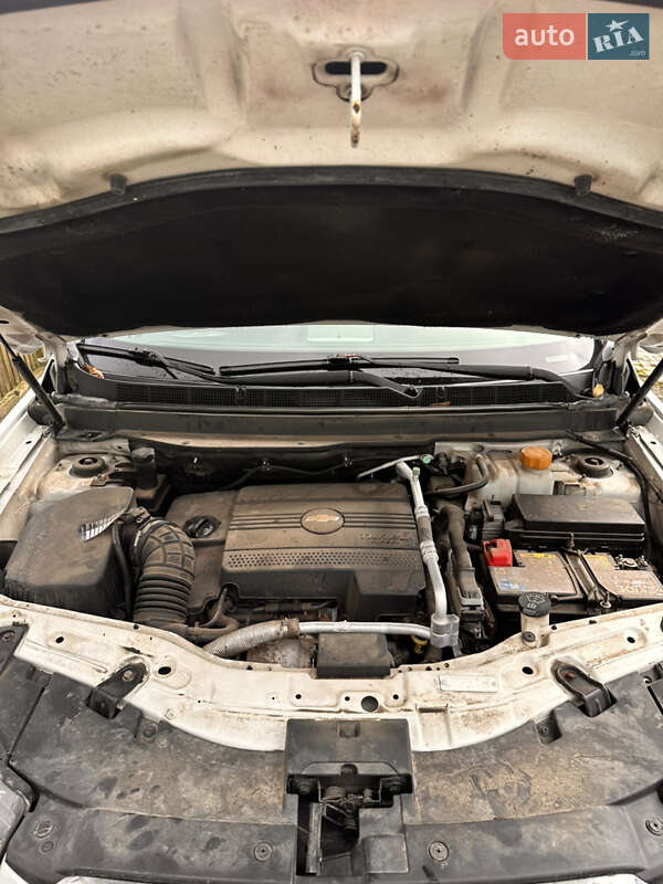 Позашляховик / Кросовер Chevrolet Captiva 2013 в Луцьку