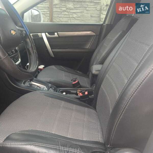 Позашляховик / Кросовер Chevrolet Captiva 2016 в Дніпрі