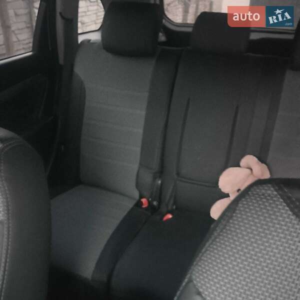 Позашляховик / Кросовер Chevrolet Captiva 2016 в Дніпрі