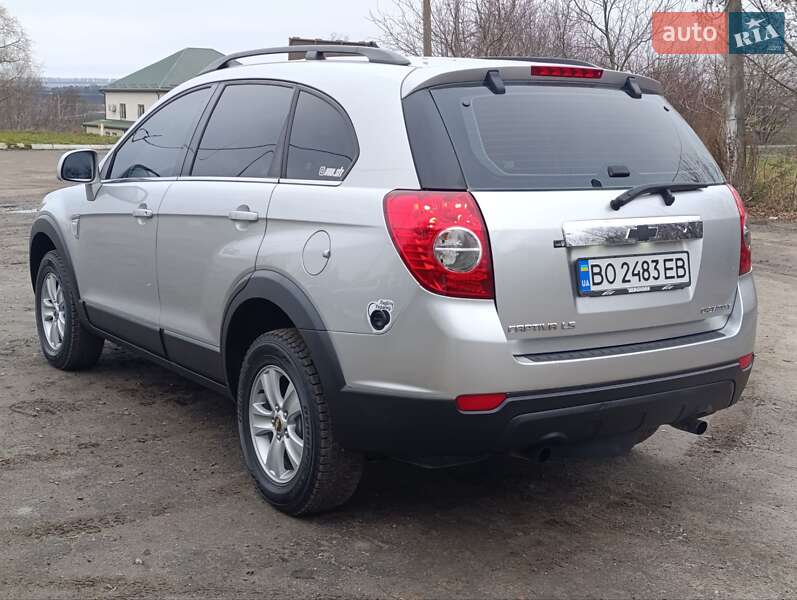 Позашляховик / Кросовер Chevrolet Captiva 2007 в Хмельницькому фото 7 Позашляховик / Кросовер Chevrolet Captiva 2007 в Хмельницькому