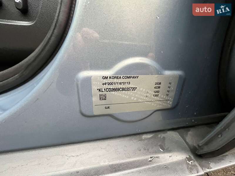 Внедорожник / Кроссовер Chevrolet Captiva 2012 в Луцке