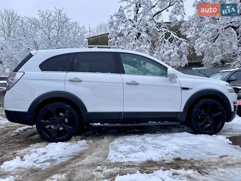 Внедорожник / Кроссовер Chevrolet Captiva 2013 в Стрые