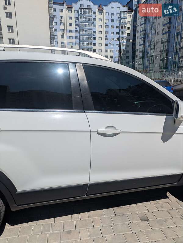 Внедорожник / Кроссовер Chevrolet Captiva 2012 в Ивано-Франковске