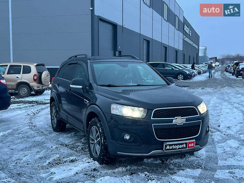 Позашляховик / Кросовер Chevrolet Captiva 2014 в Львові