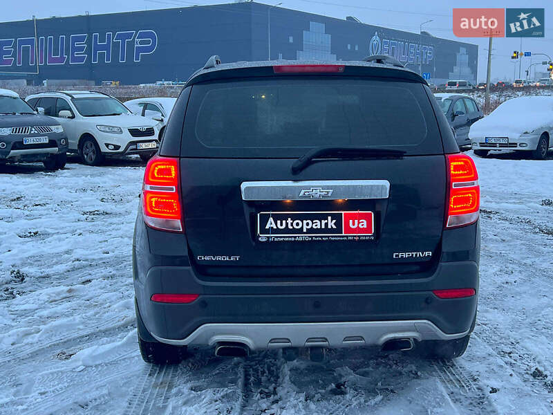 Позашляховик / Кросовер Chevrolet Captiva 2014 в Львові