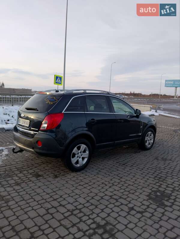 Внедорожник / Кроссовер Chevrolet Captiva 2014 в Львове
